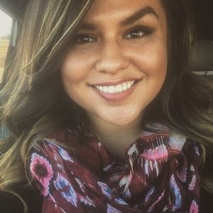 Meet your Posher, Alayna
